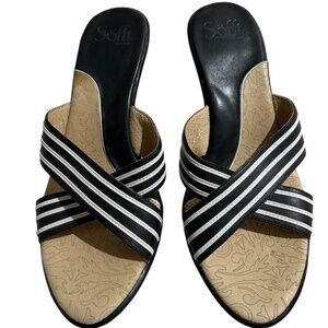 Sofft Slip-On Criss-Cross Sandal Heel Size 11